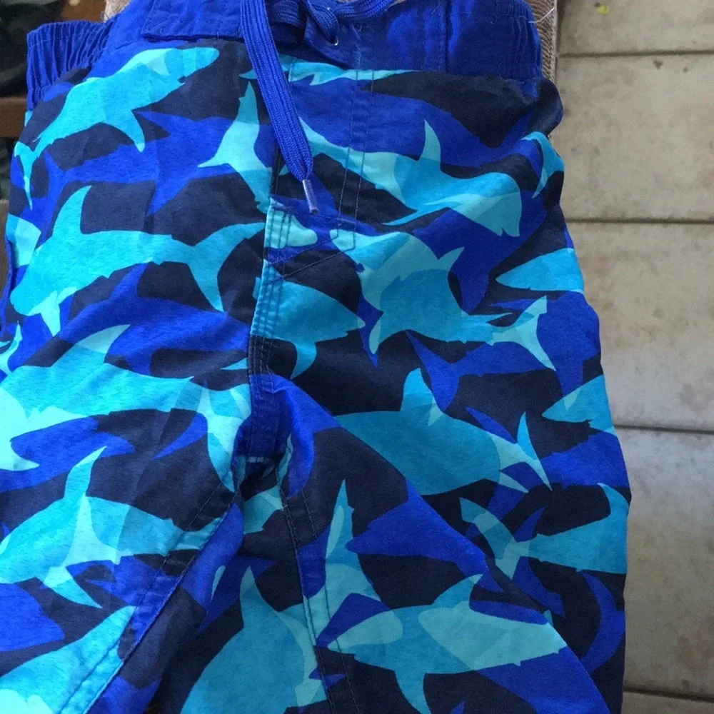 FINAL MARKDOWN Boys Arizona jeans swim trunks 5